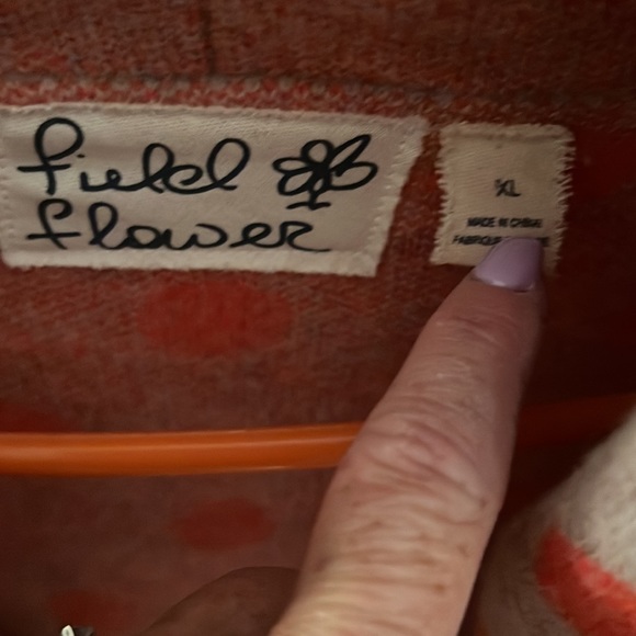 Perfect for fall Whool coat in xl - Picture 2 of 4